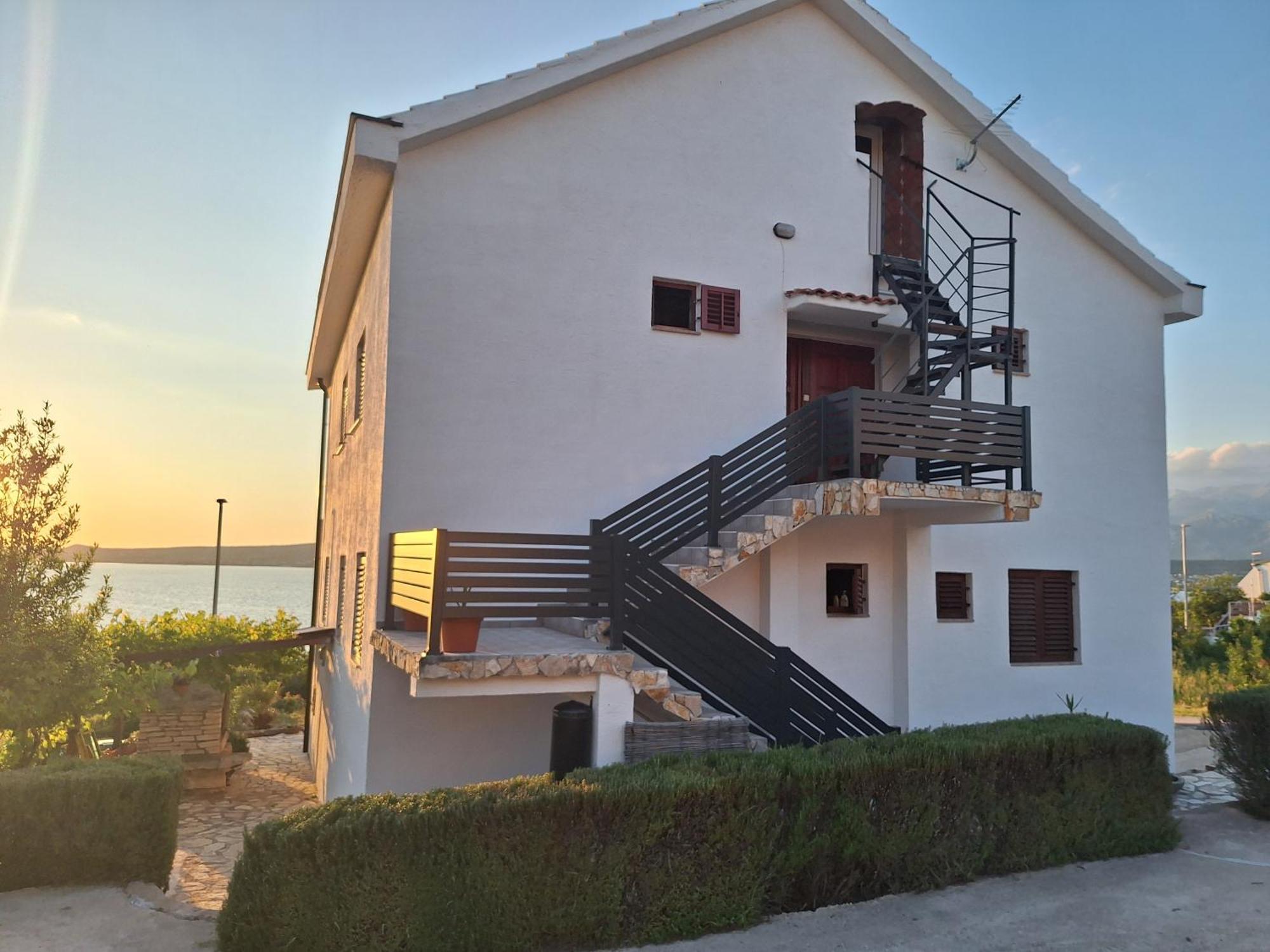 Apartments Cetiri Sestrice Новиград-Далмация Экстерьер фото